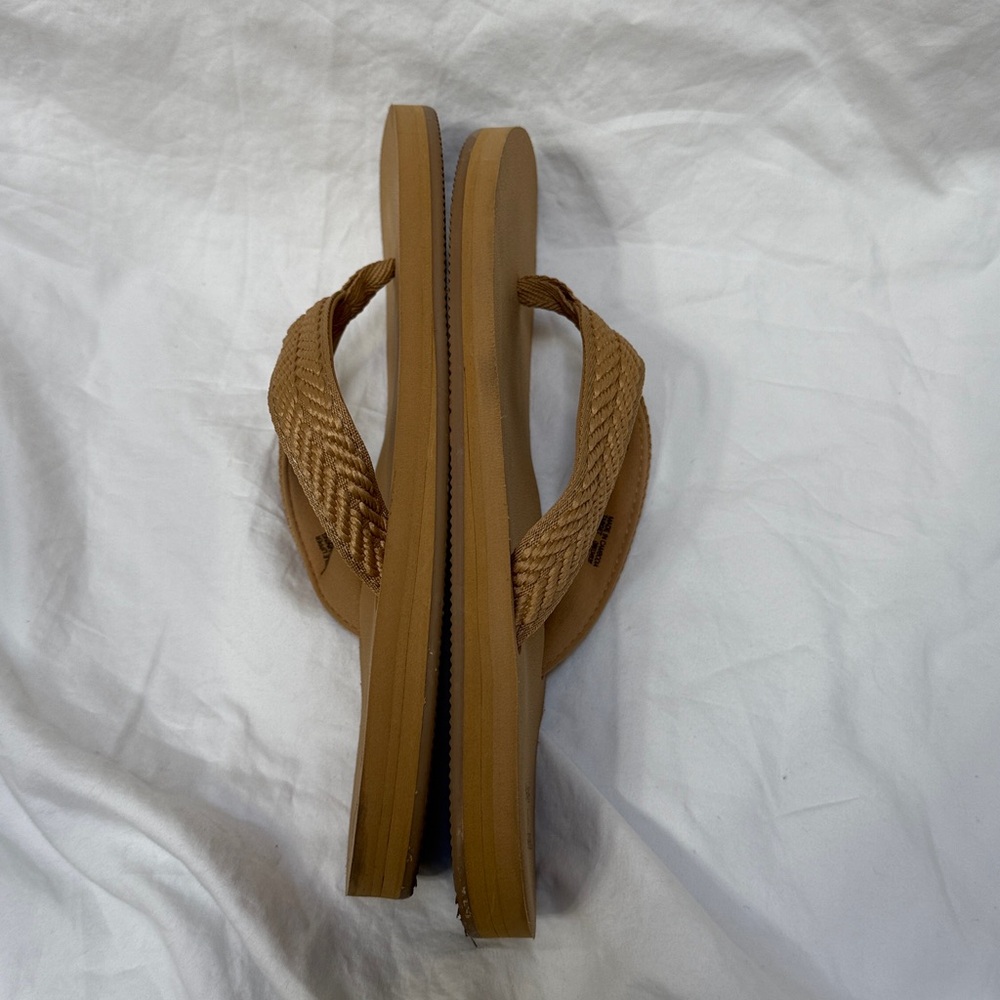 Women’s Shade & Shore Tan Braided Flip Flop “Nico” Sandals. Size 8. - Picture 12 of 16